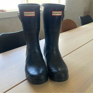 Hunter Women’s original short rain boot size 8, Hunter ladies rubber boots size8